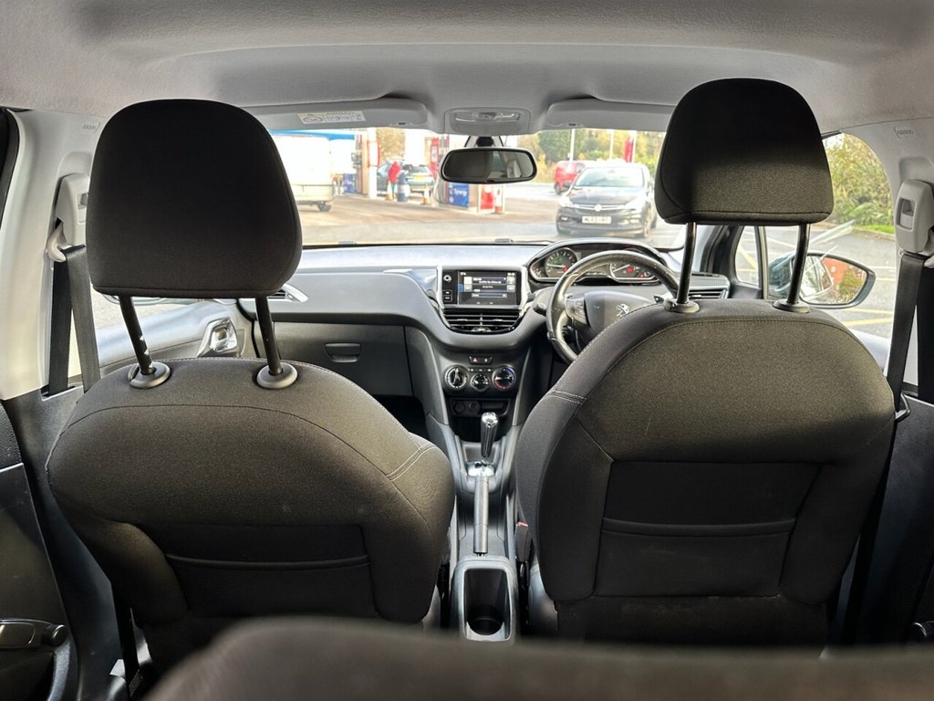 Used Peugeot 208 2015 for sale - 76740176: Photo 23