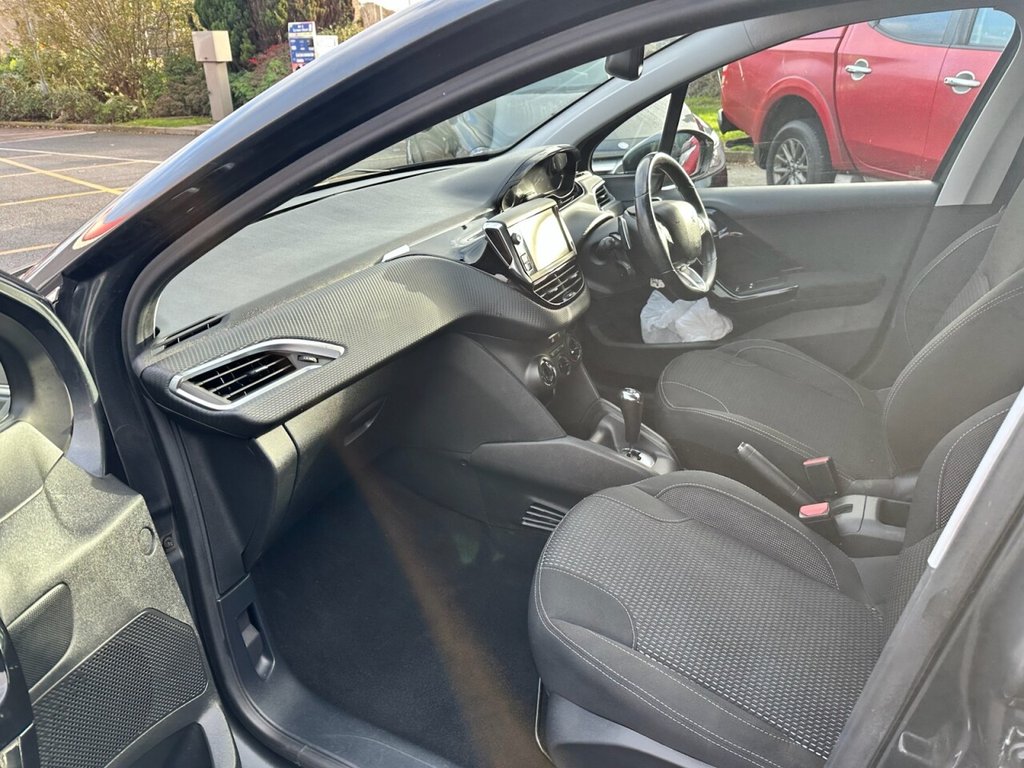 Used Peugeot 208 2015 for sale - 76740176: Photo 30