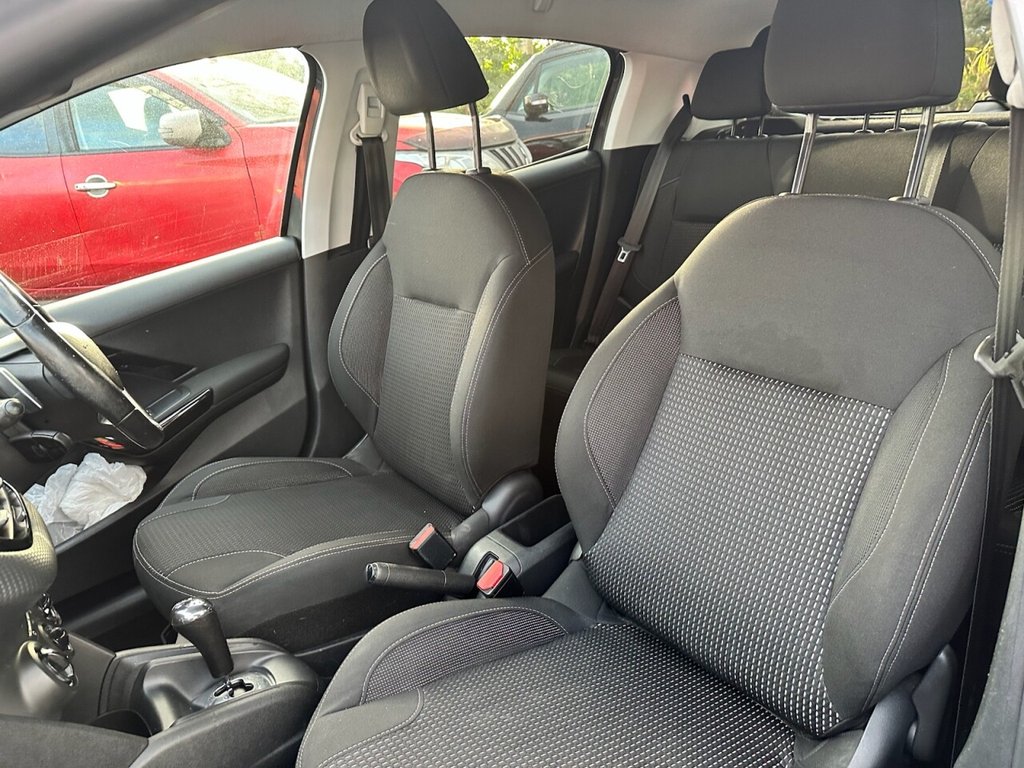 Used Peugeot 208 2015 for sale - 76740176: Photo 31