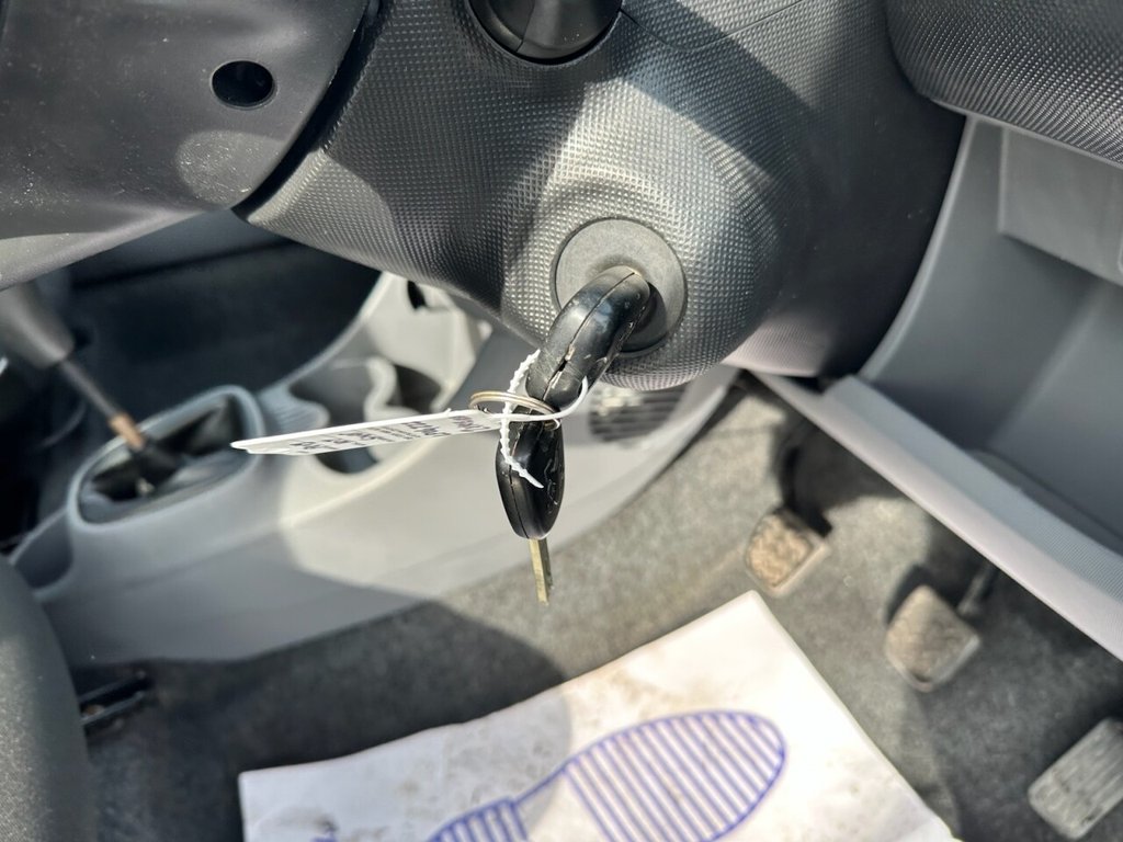 Used Peugeot 107 2009 for sale - 77437051: Photo 21