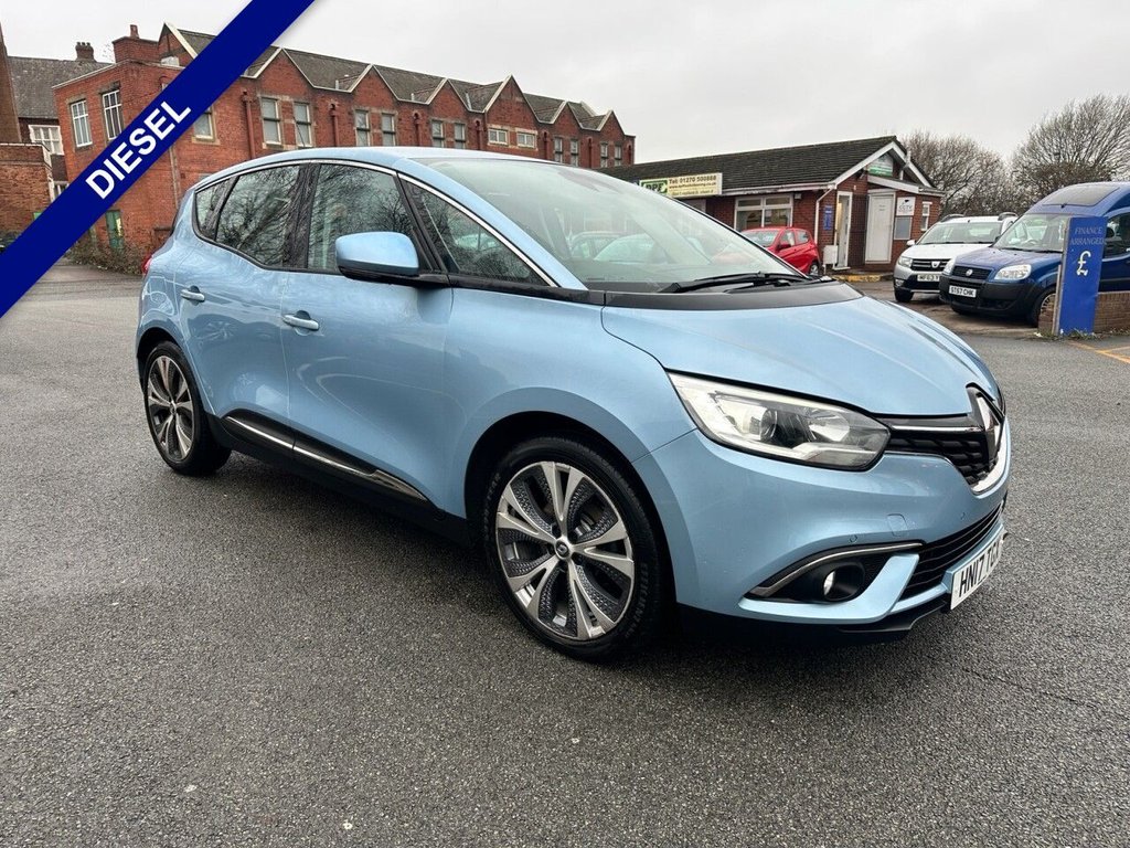 Used Renault Scenic 2017 for sale - 77139779: Photo 1