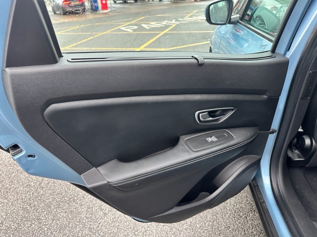 Used Renault Scenic 2017 for sale - 77139779: Photo 13