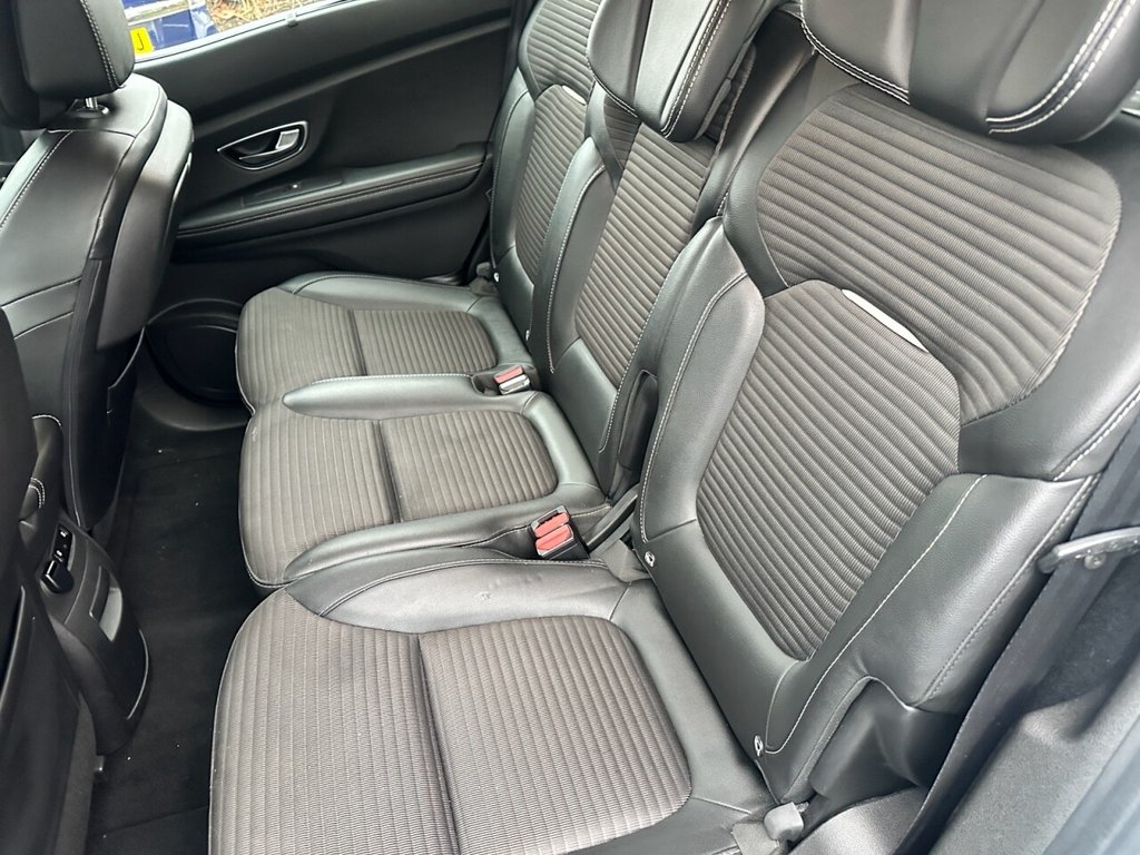 Used Renault Scenic 2017 for sale - 77139779: Photo 16