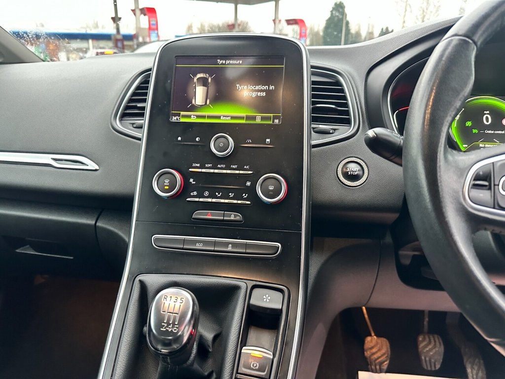 Used Renault Scenic 2017 for sale - 77139779: Photo 27