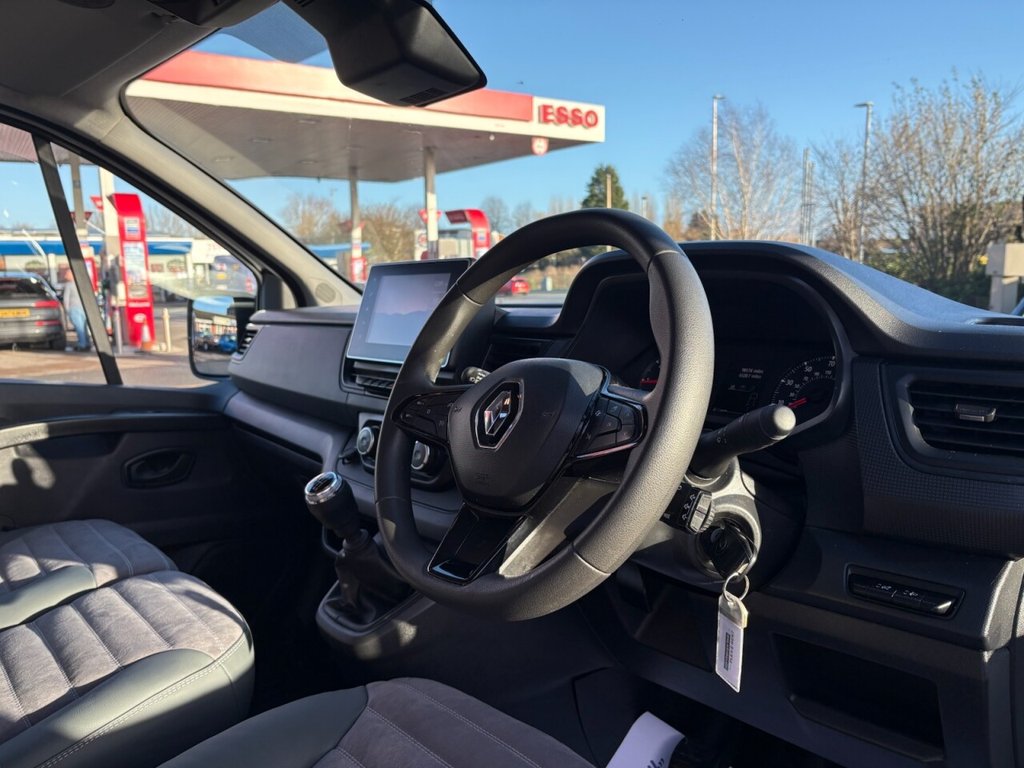 Used Renault Trafic 2023 for sale - 77088982: Photo 10