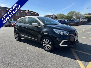 Used Renault Captur 2018 for sale - 78331260: Photo