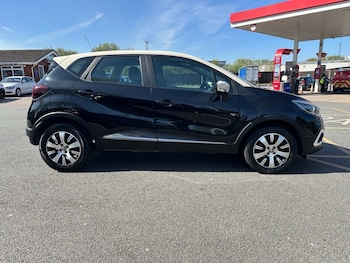 Used Renault Captur 2018 for sale - 78331260: Photo