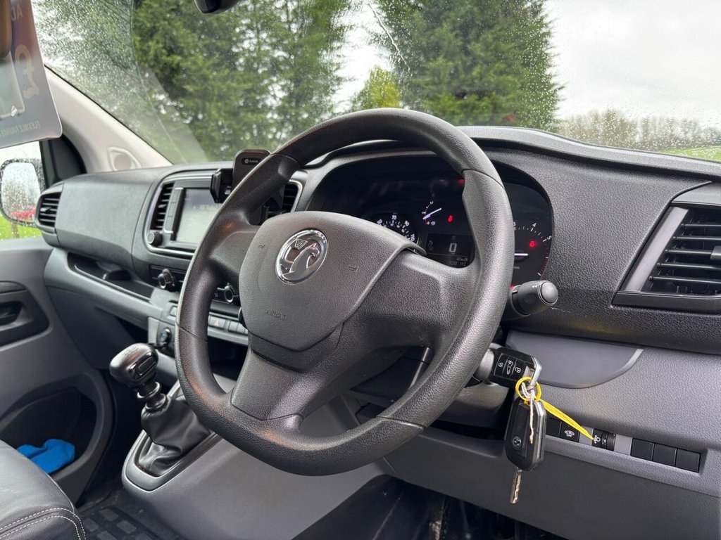 Used Vauxhall Vivaro 2022 for sale - 77976512: Photo 5