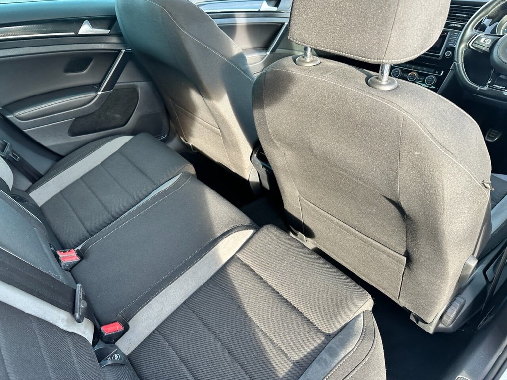 Used Volkswagen Golf 2015 for sale - 76710858: Photo 20