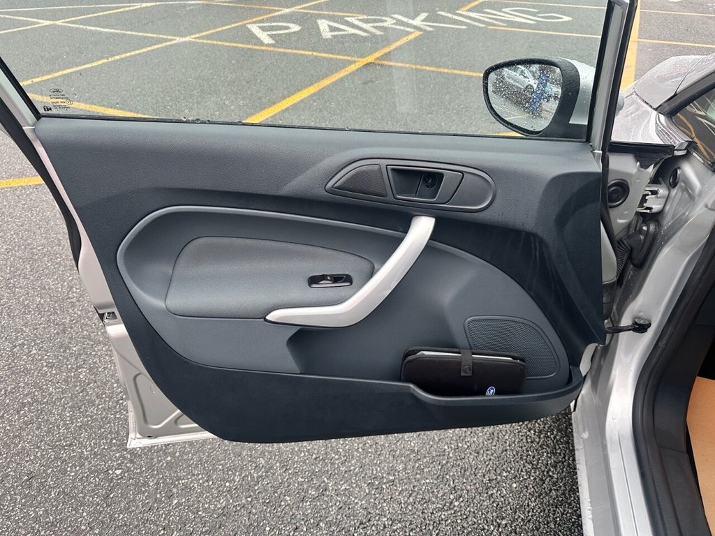Used Ford Fiesta 2011 for sale - 77288011: Photo 10