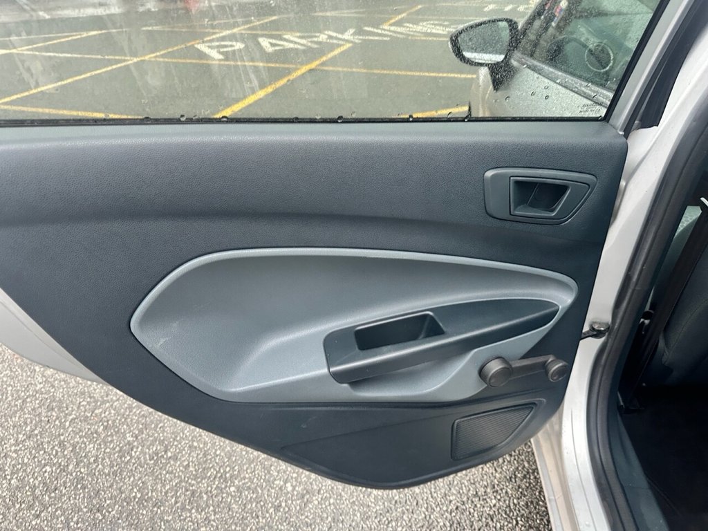 Used Ford Fiesta 2011 for sale - 77288011: Photo 13