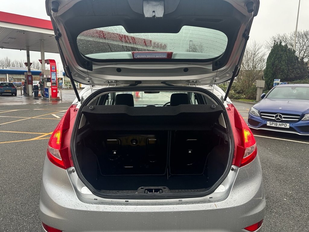 Used Ford Fiesta 2011 for sale - 77288011: Photo 16