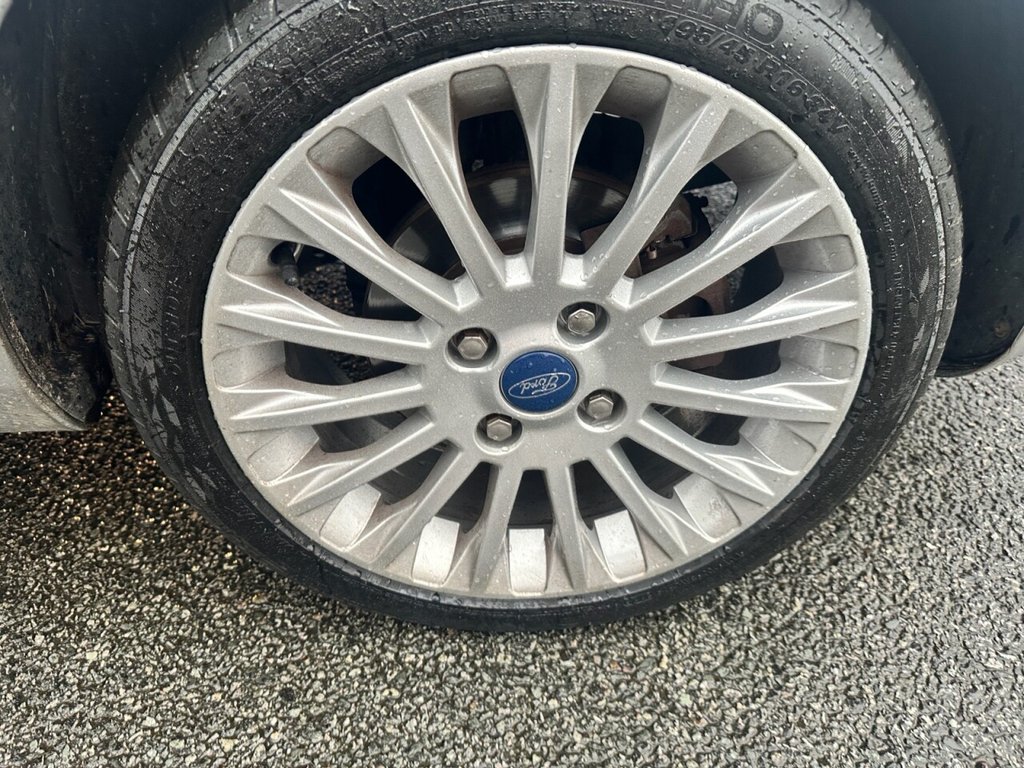 Used Ford Fiesta 2011 for sale - 77288011: Photo 26