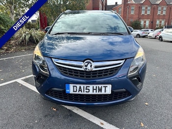 Used Vauxhall Zafira Tourer 2015 for sale - 76118449: Photo 2