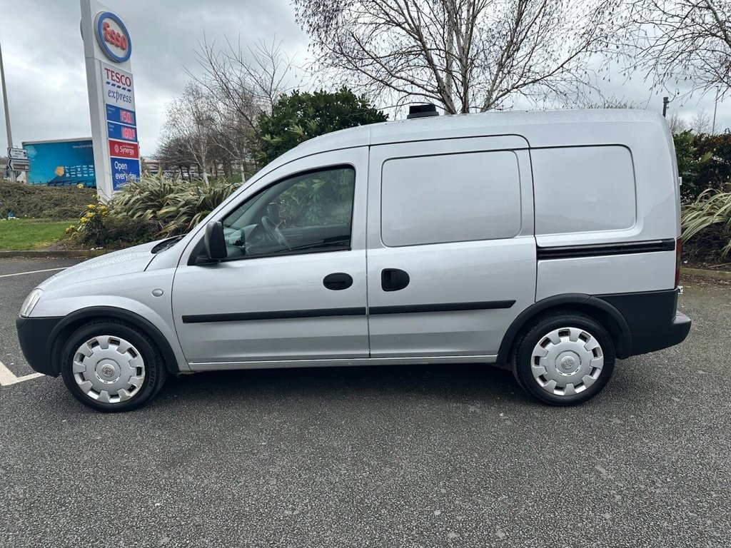 Used Vauxhall Combo 2009 for sale - 78082238: Photo 9