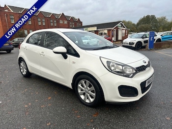 2014 (64) - 1.25 VR7 5dr