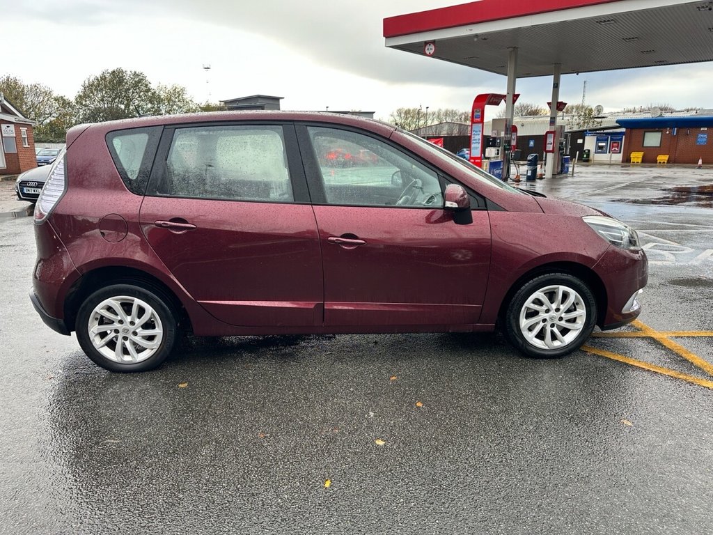 Used Renault Scenic 2013 for sale - 76740231: Photo 2