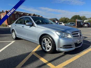 Used Mercedes-Benz C-Class 2012 for sale - 76106239: Photo