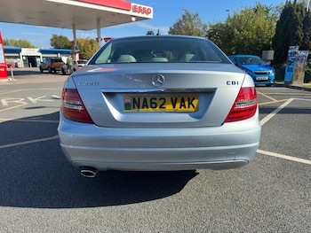Used Mercedes-Benz C-Class 2012 for sale - 76106239: Photo