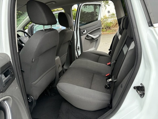 Used Ford Kuga 2010 for sale - 76119252: Photo 13