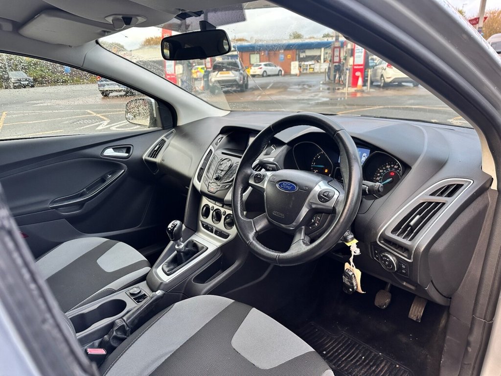 Used Ford Focus 2012 for sale - 76386073: Photo 6