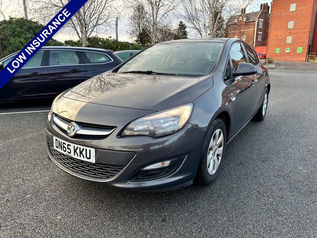 Used Vauxhall Astra 2015 for sale - 77200586: Photo 4