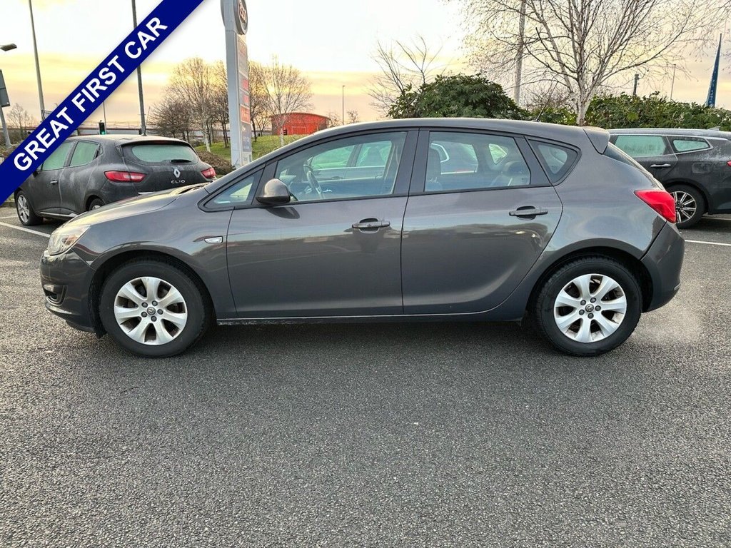 Used Vauxhall Astra 2015 for sale - 77200586: Photo 5