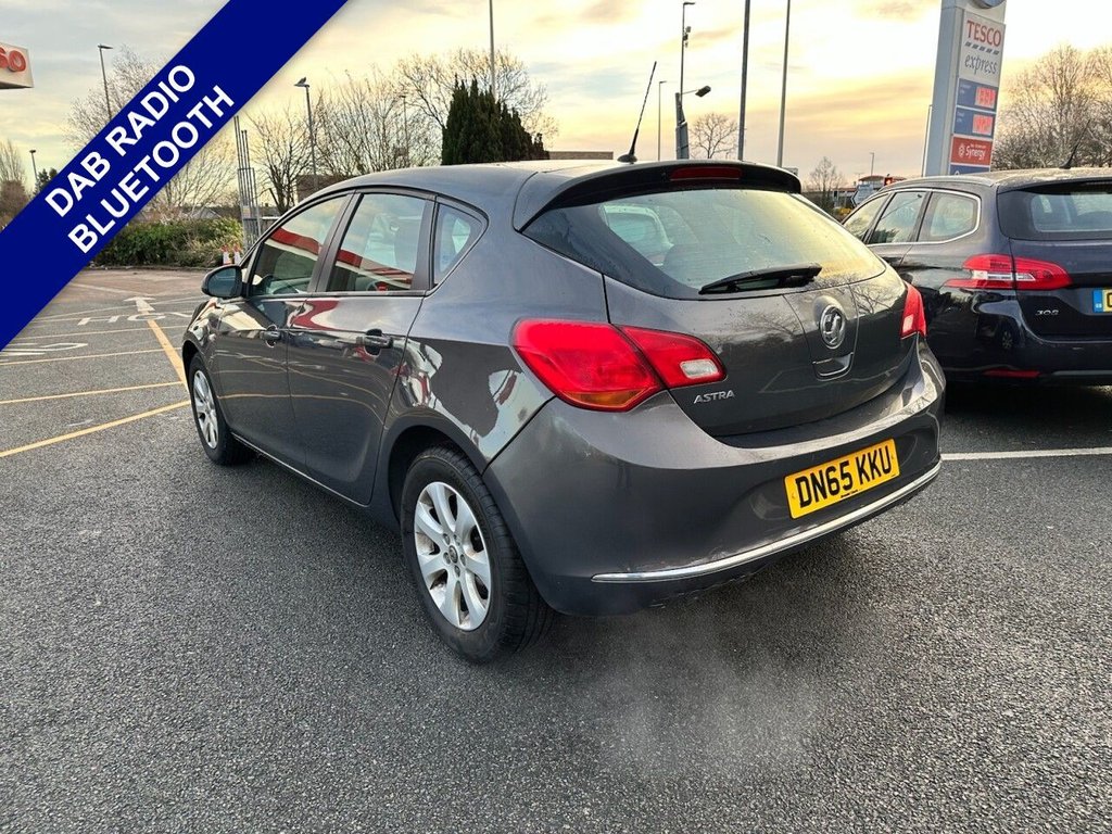 Used Vauxhall Astra 2015 for sale - 77200586: Photo 6
