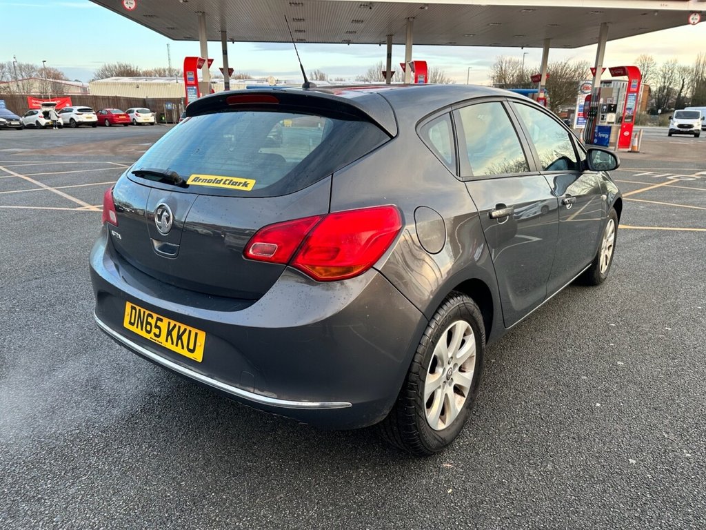 Used Vauxhall Astra 2015 for sale - 77200586: Photo 8