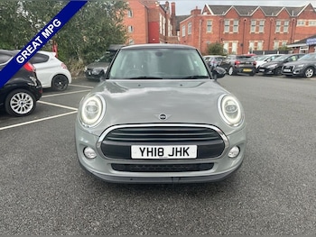 Used MINI Hatch 2018 for sale - 75585364: Photo