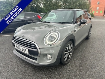 Used MINI Hatch 2018 for sale - 75585364: Photo