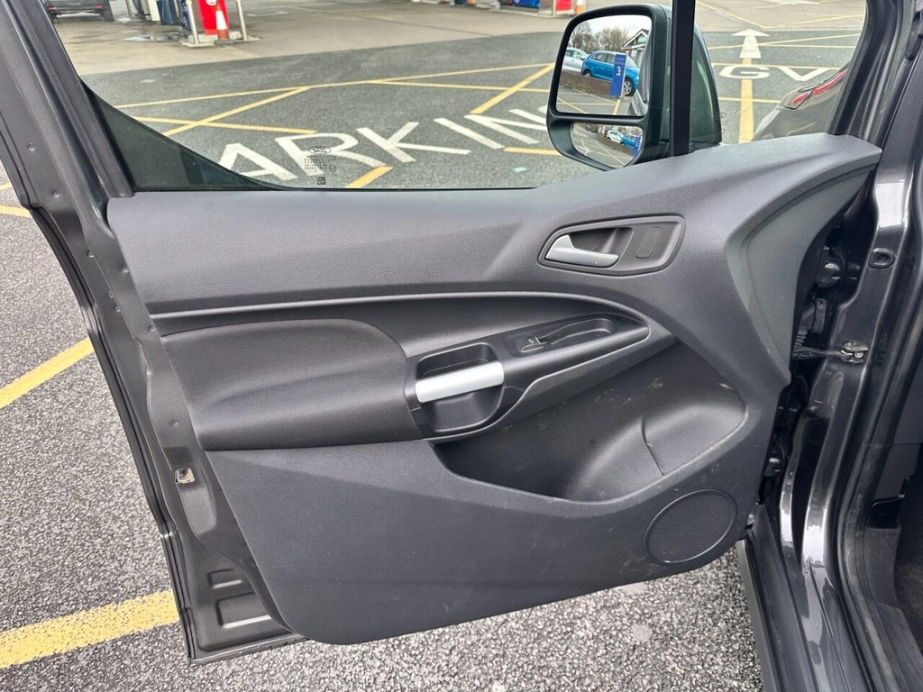 Used Ford Grand Tourneo Connect 2016 for sale - 77263719: Photo 10