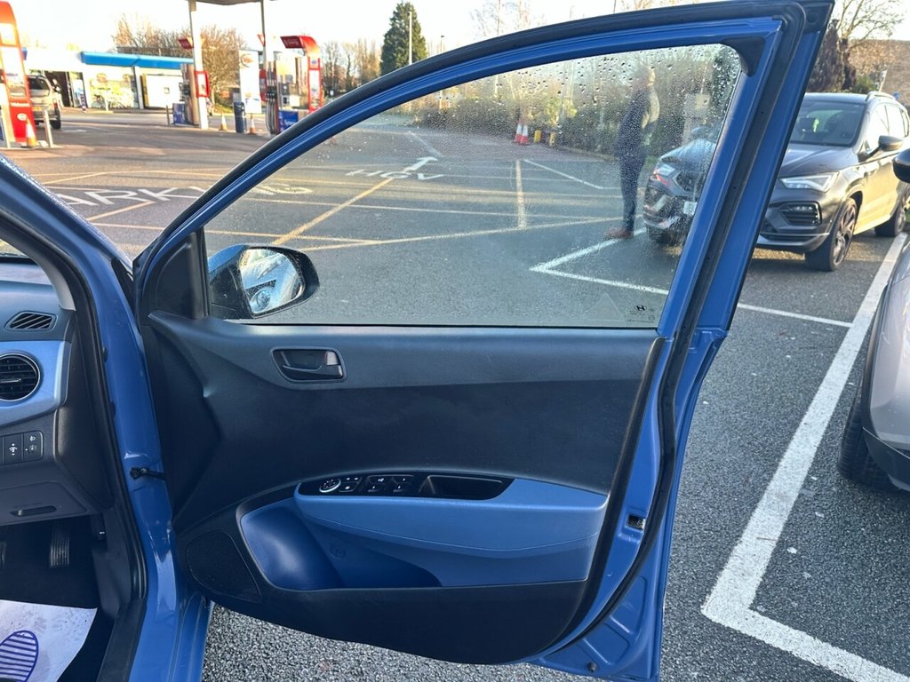 Used Hyundai i10 2016 for sale - 76686635: Photo 15