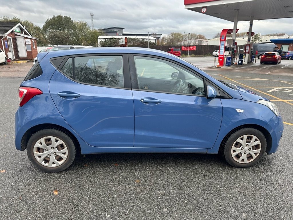 Used Hyundai i10 2016 for sale - 76686635: Photo 8