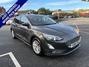 2019 (69) - 1.0 EcoBoost 125 Titanium 5dr