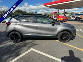 Used Renault Captur 2015 for sale - 76068389: Photo 2