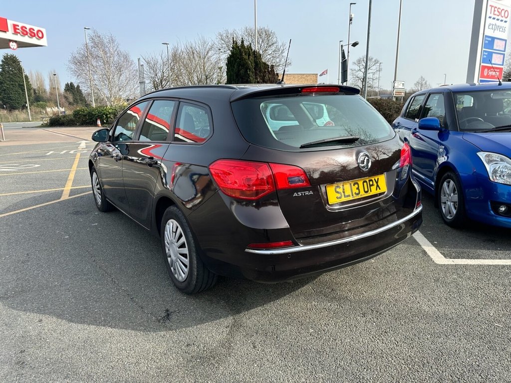 Used Vauxhall Astra 2013 for sale - 77765425: Photo 6