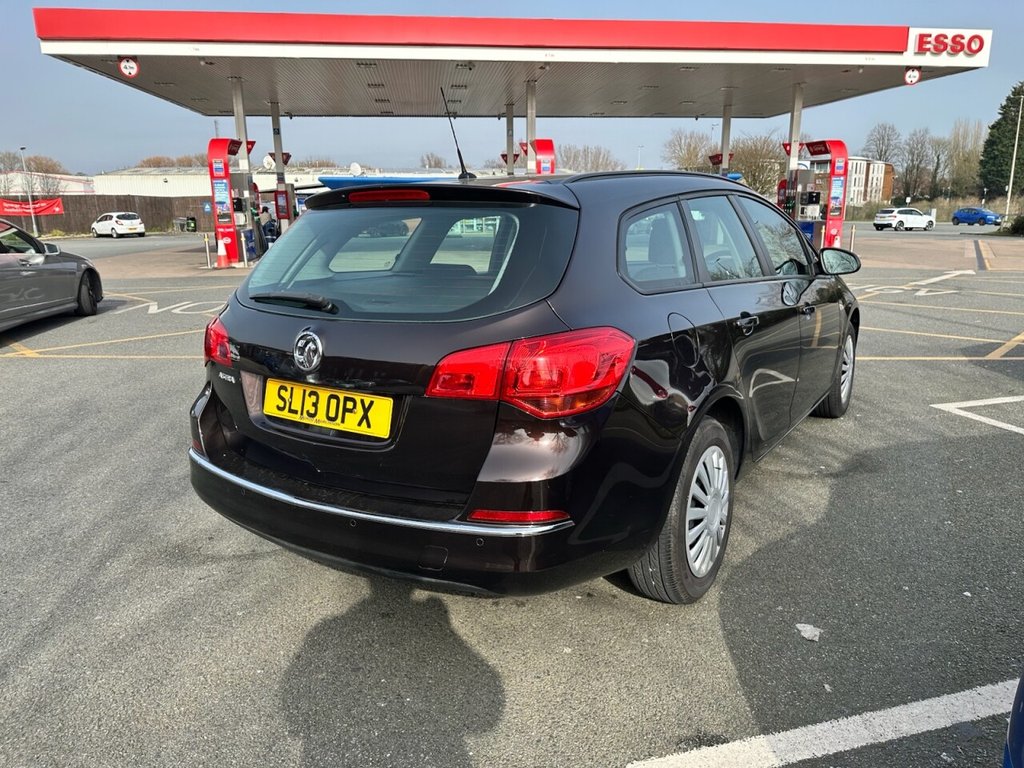Used Vauxhall Astra 2013 for sale - 77765425: Photo 8