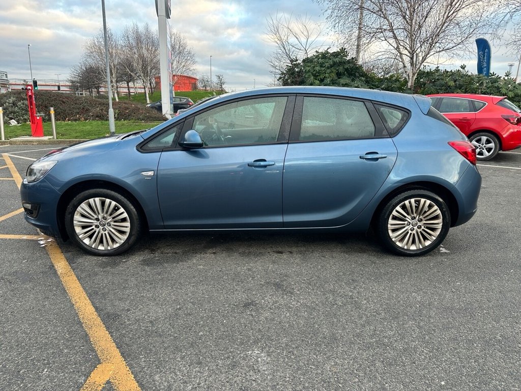 Used Vauxhall Astra 2014 for sale - 77080334: Photo 7