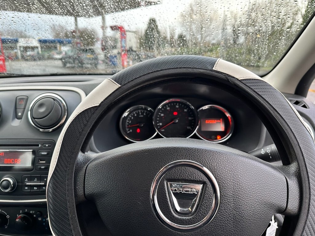 Used Dacia Sandero Stepway 2015 for sale - 77534919: Photo 10