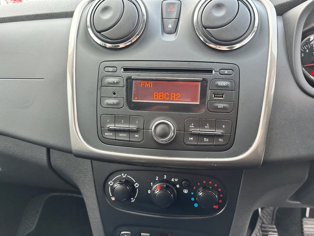 Used Dacia Sandero Stepway 2015 for sale - 77534919: Photo 11