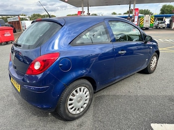 Used Vauxhall Corsa 2009 for sale - 79543549: Photo