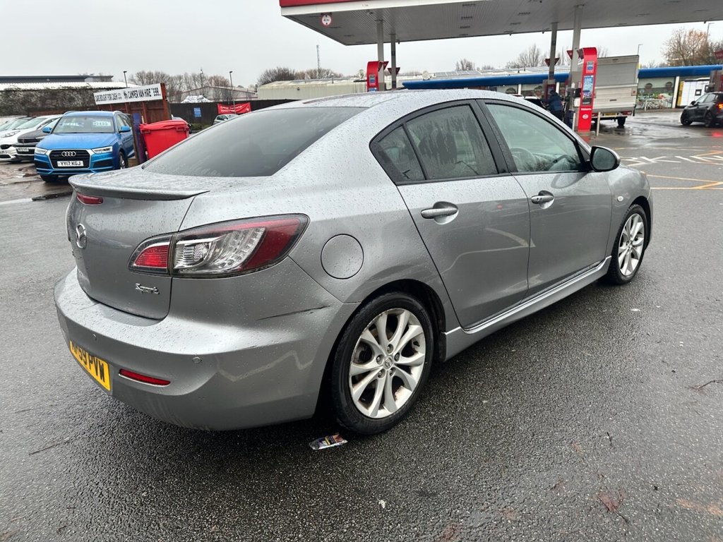 Used Mazda Mazda3 2009 for sale - 76923828: Photo 4