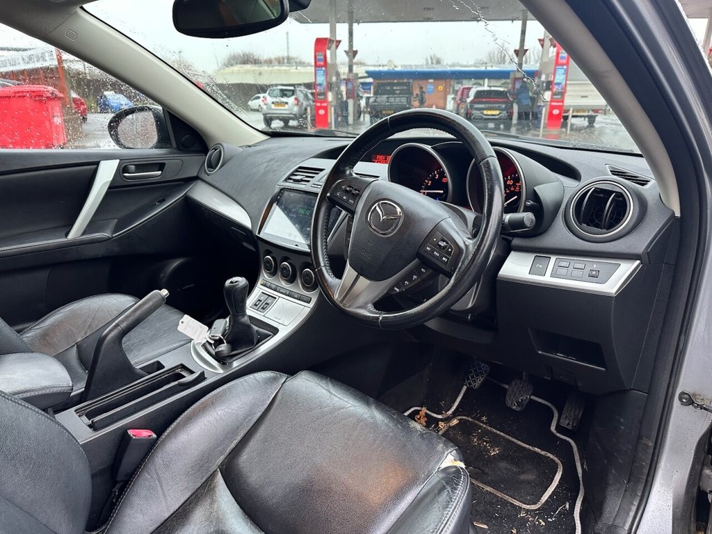 Used Mazda Mazda3 2009 for sale - 76923828: Photo 8