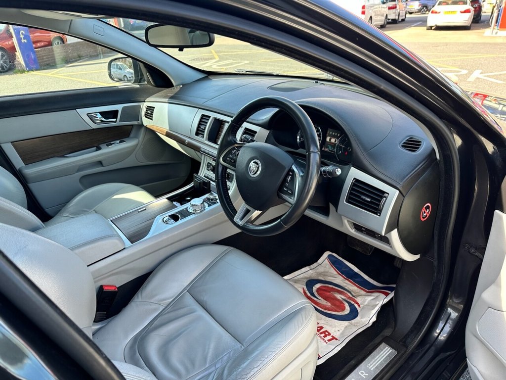 Used Jaguar XF 2013 for sale - 78167355: Photo 10