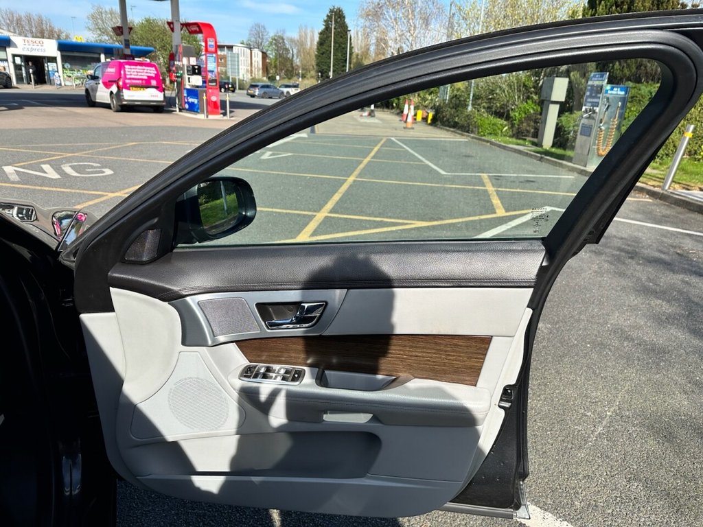 Used Jaguar XF 2013 for sale - 78167355: Photo 12