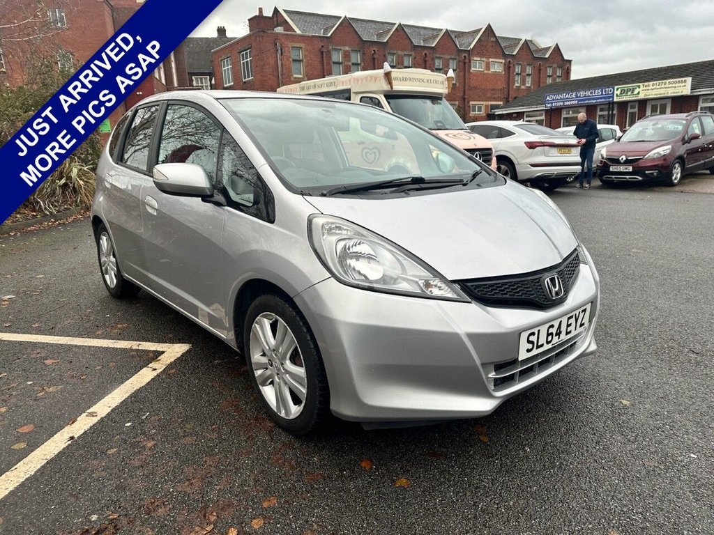 Used Honda Jazz 2014 for sale - 76686645: Photo 1