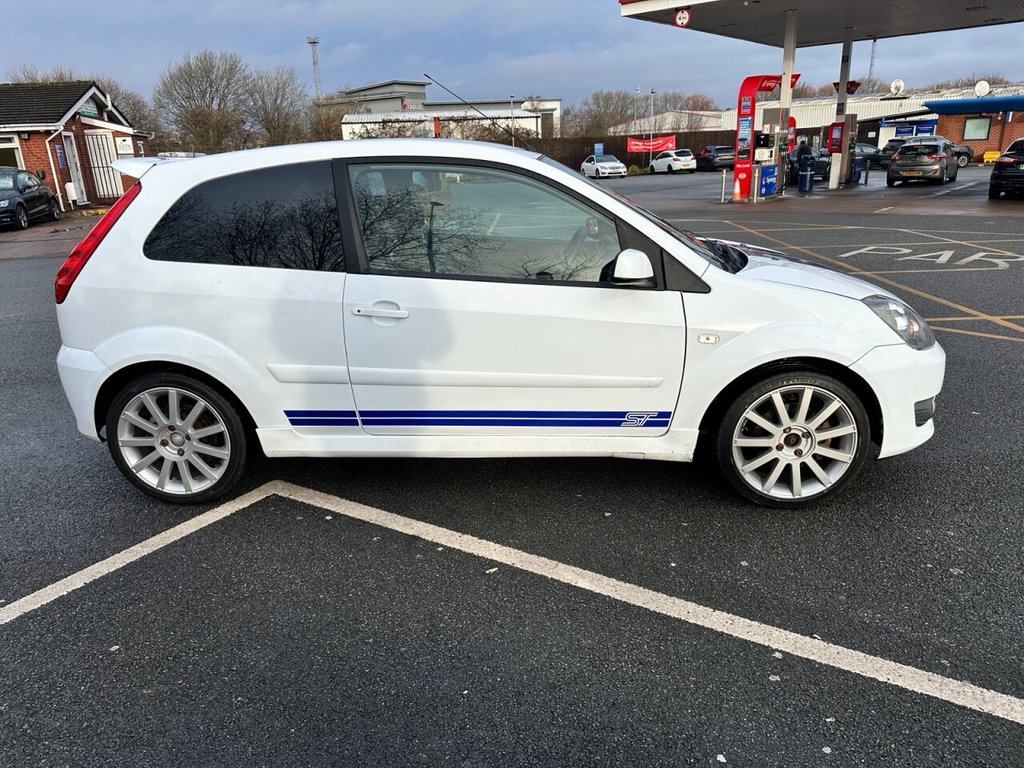 Used Ford Fiesta 2008 for sale - 77477684: Photo 2