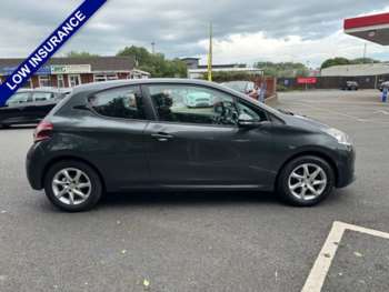 Used Peugeot 208 2013 for sale - 74947624: Photo