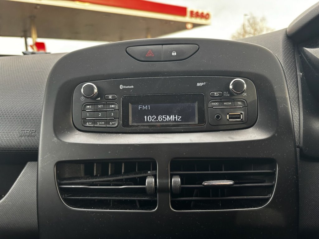 Used Renault Clio 2014 for sale - 77200590: Photo 11